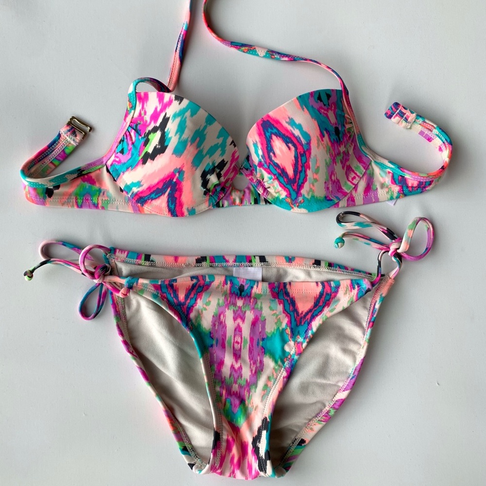 Xhilaration swimsuit Size S